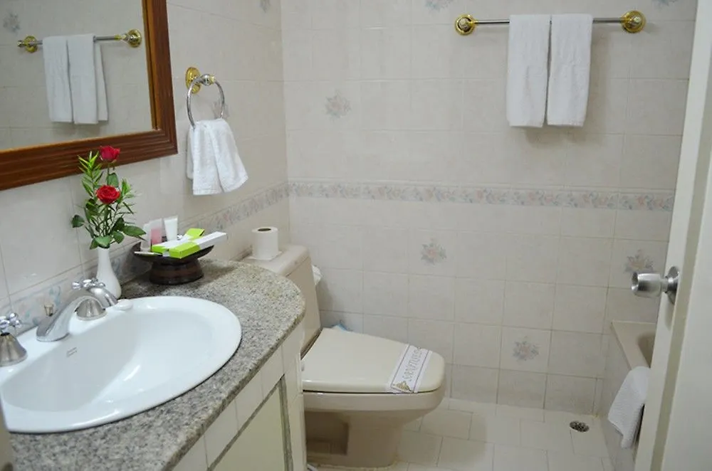 Mya Yeik Nyo Royal Hotel Yangon 3*,