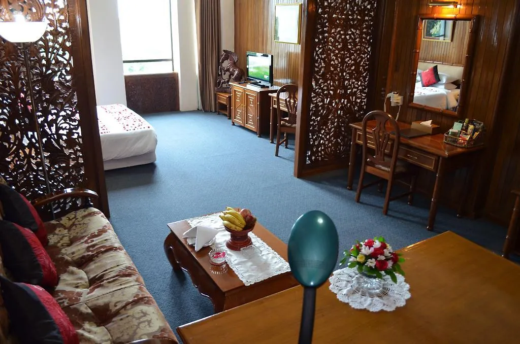 Mya Yeik Nyo Royal Hotel Yangon
