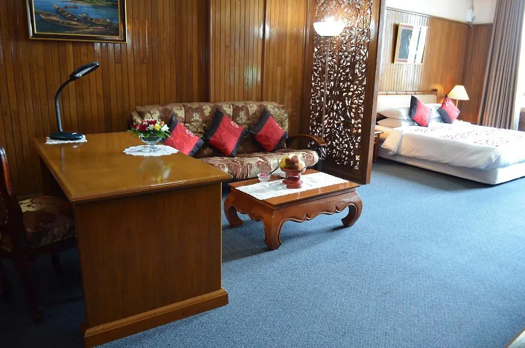 Mya Yeik Nyo Royal Hotel Yangon