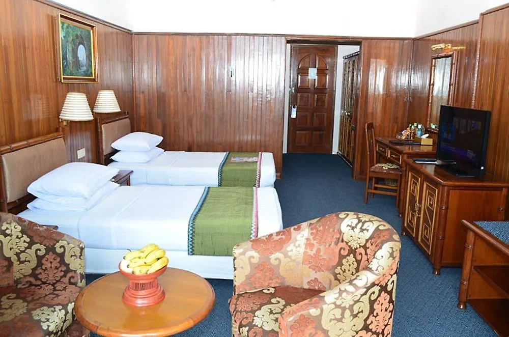 Mya Yeik Nyo Royal Hotel Yangon 3*,