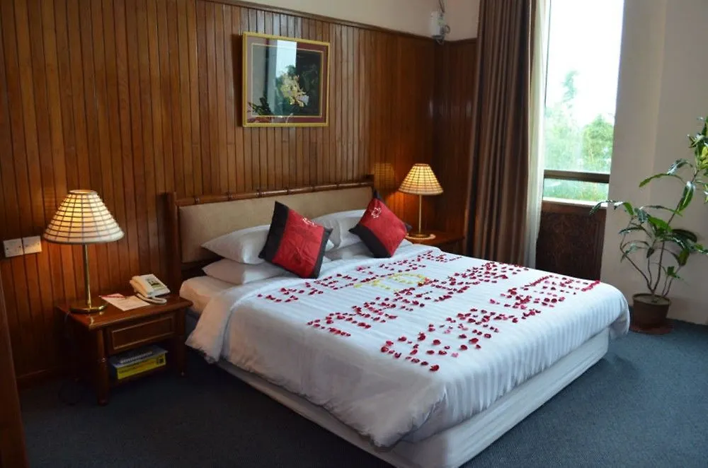 Mya Yeik Nyo Royal Hotel Yangon