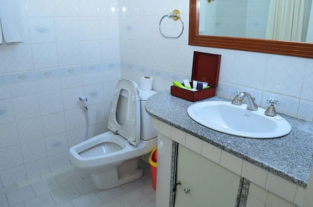 Mya Yeik Nyo Royal Hotel Yangon